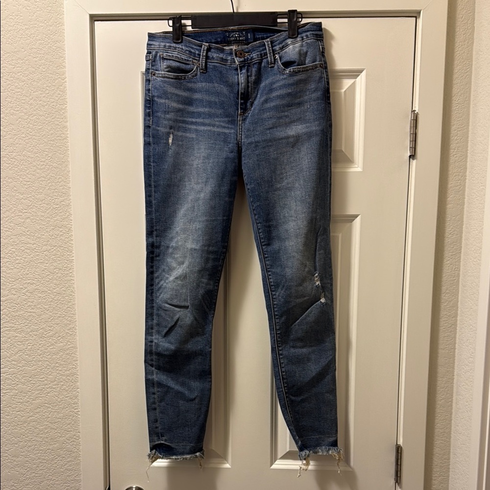 Lucky Brand Blue Skinny Jeans with Subtle Fading